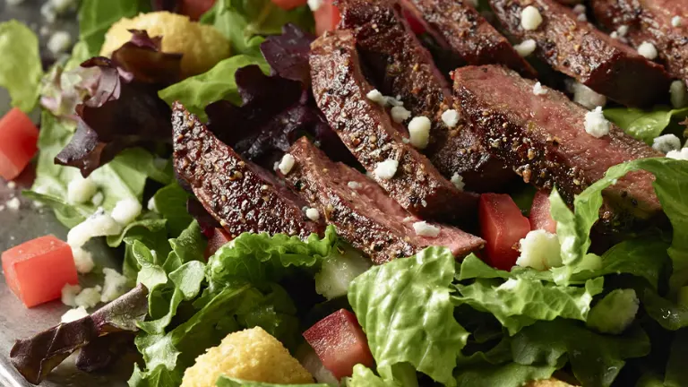 LongHorn 7-Pepper Sirloin Lunch Salad Combo Price & Nutritional Breakdown